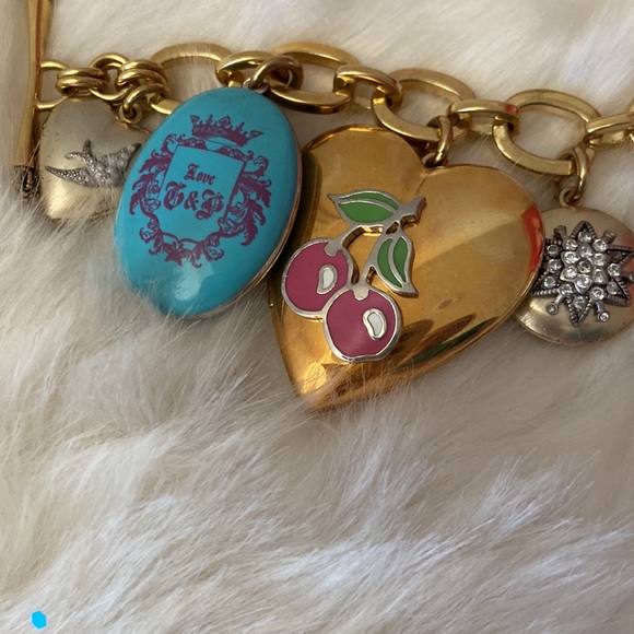 Rare hard to find Vintage juicy couture locket charm bracelet! - Picture 5 of 11